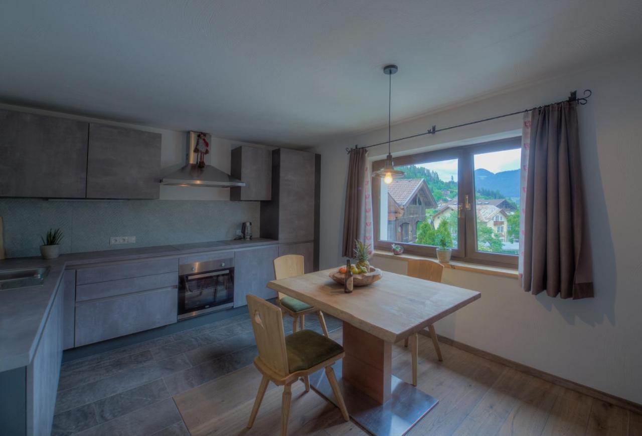 Berghof Zillertal Apartment Fuegen Exterior photo